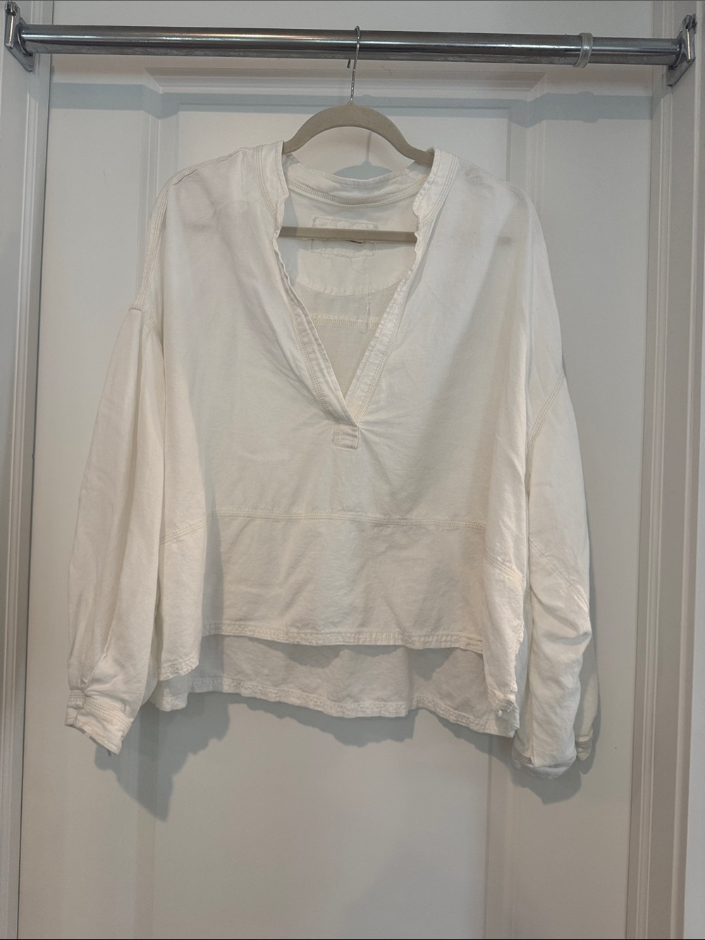 We The Free White V-Neck Long Sleeve top